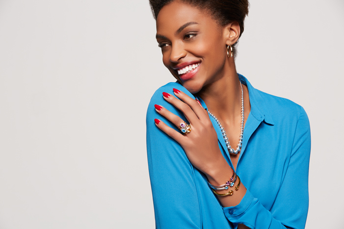 jewelrylarge.jpg jewelrylarge.jpg