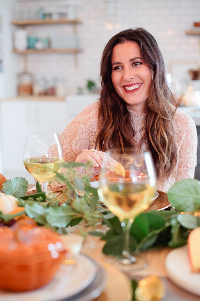 Holiday Tablescape with Fresh Mommy Blog-43.jpg Holiday Tablescape with Fresh Mommy Blog-43.jpg