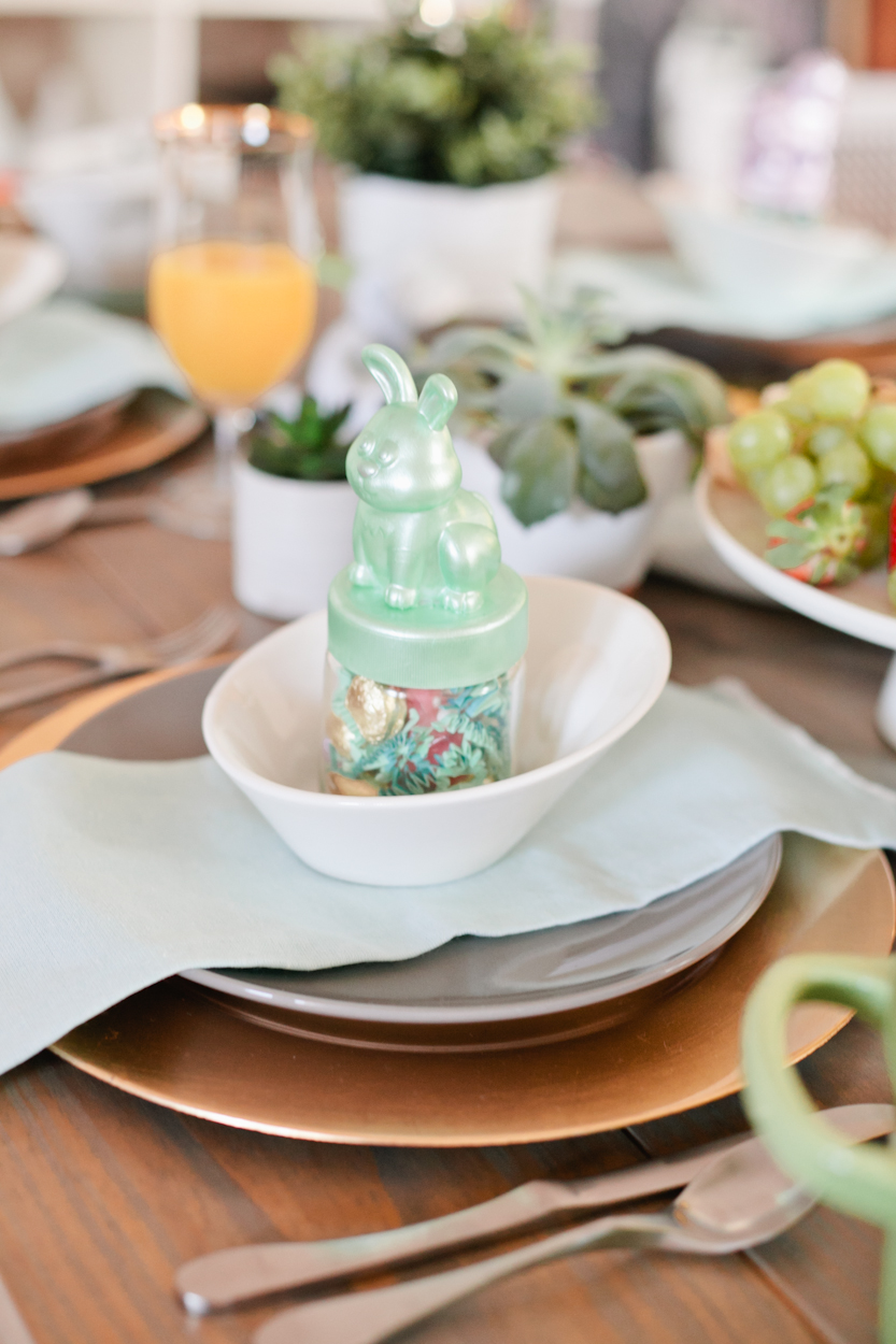 The Rustic Easter Brunch Tablescape Everyone Wants To Recreate